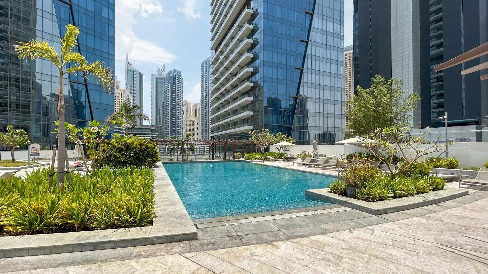 Apartment Gorgeous Home With Full Marina & Skyline View Dubai